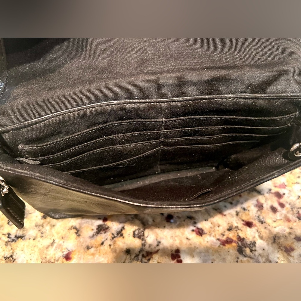 Pre-loved in Excellent Condition: COACH Ashley Wristlet/Clutch-Style Evening Bag - Picture 5 of 7